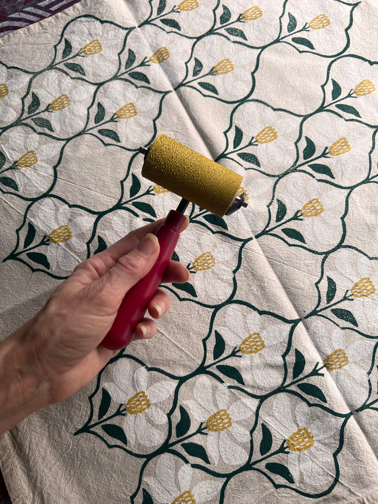 Daisies Tea Towels & Tapers