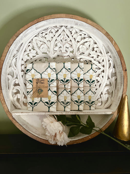 Daisies Tea Towels & Tapers