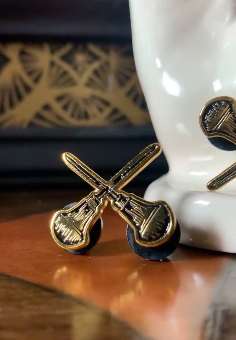 Crossed Carvers Enamel Pin
