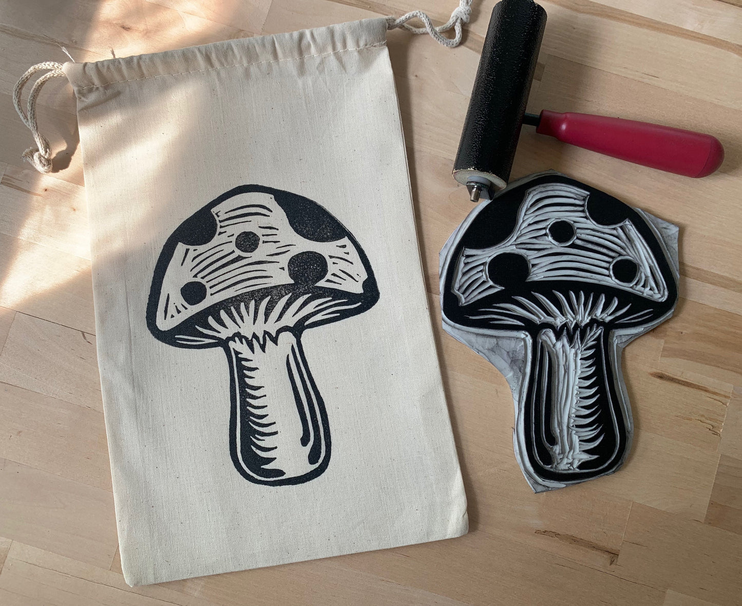 Gatherer Muslin Gift Bag with Mushroom