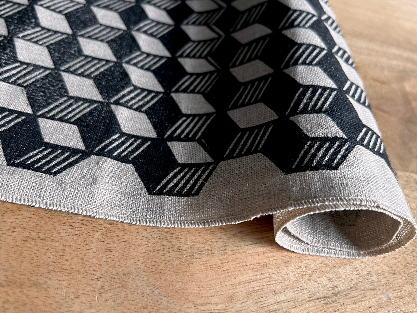 Tumbling Blocks Linen Napkins