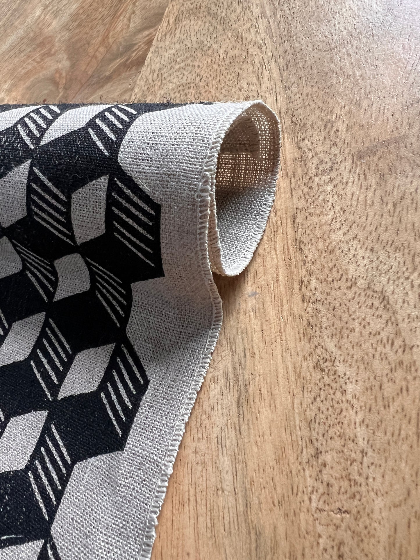 Tumbling Blocks Linen Napkins